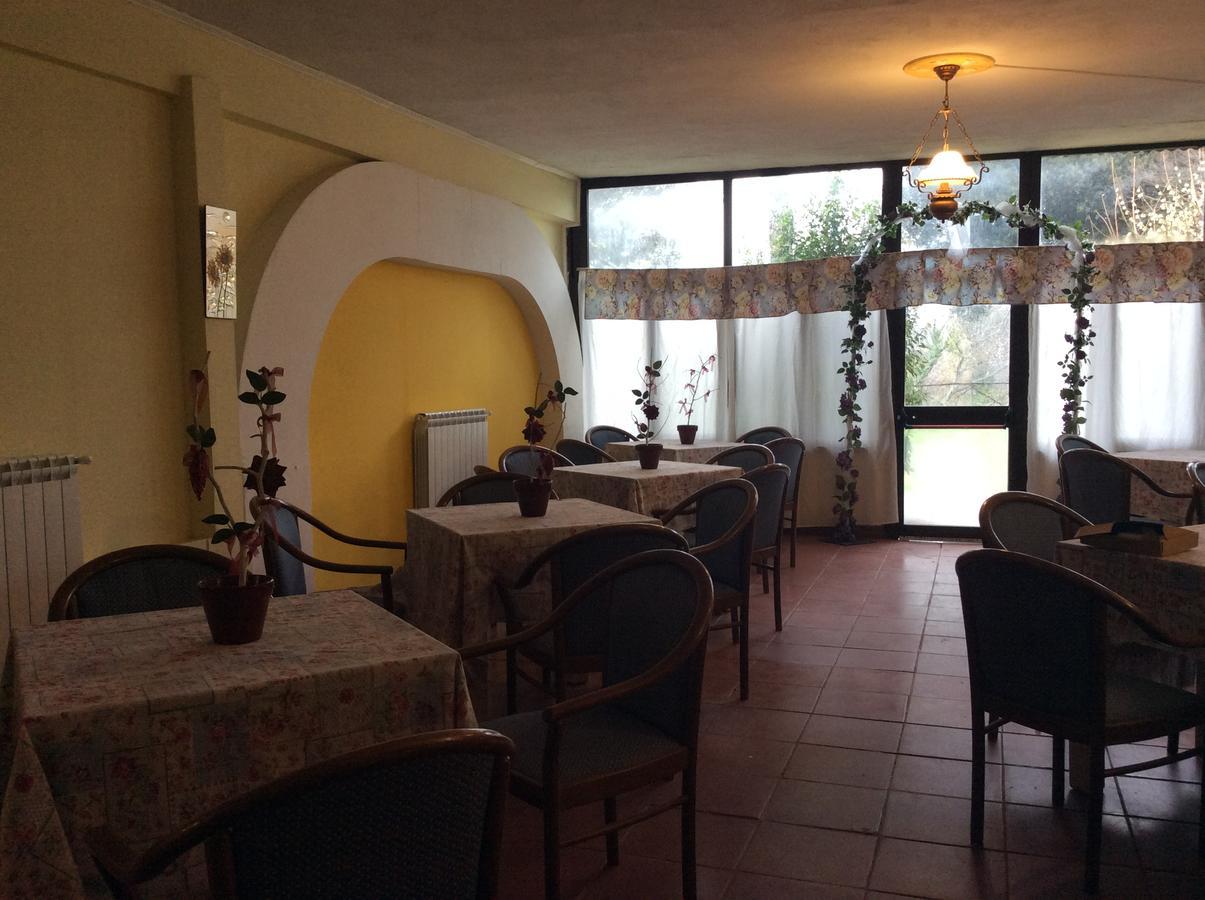 Borgo Della Molara Hotel โกรตาเฟราตา ภายนอก รูปภาพ