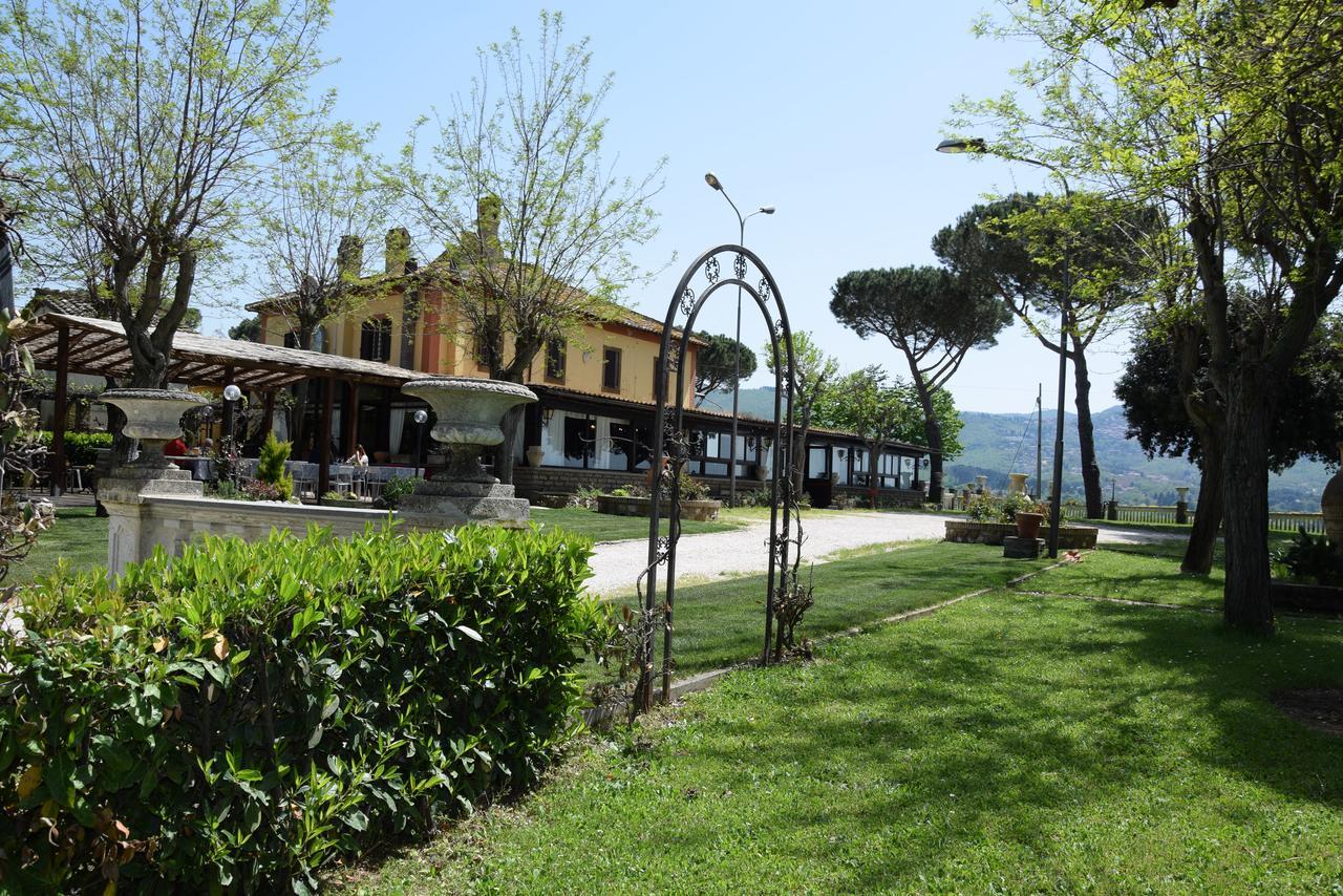 Borgo Della Molara Hotel โกรตาเฟราตา ภายนอก รูปภาพ